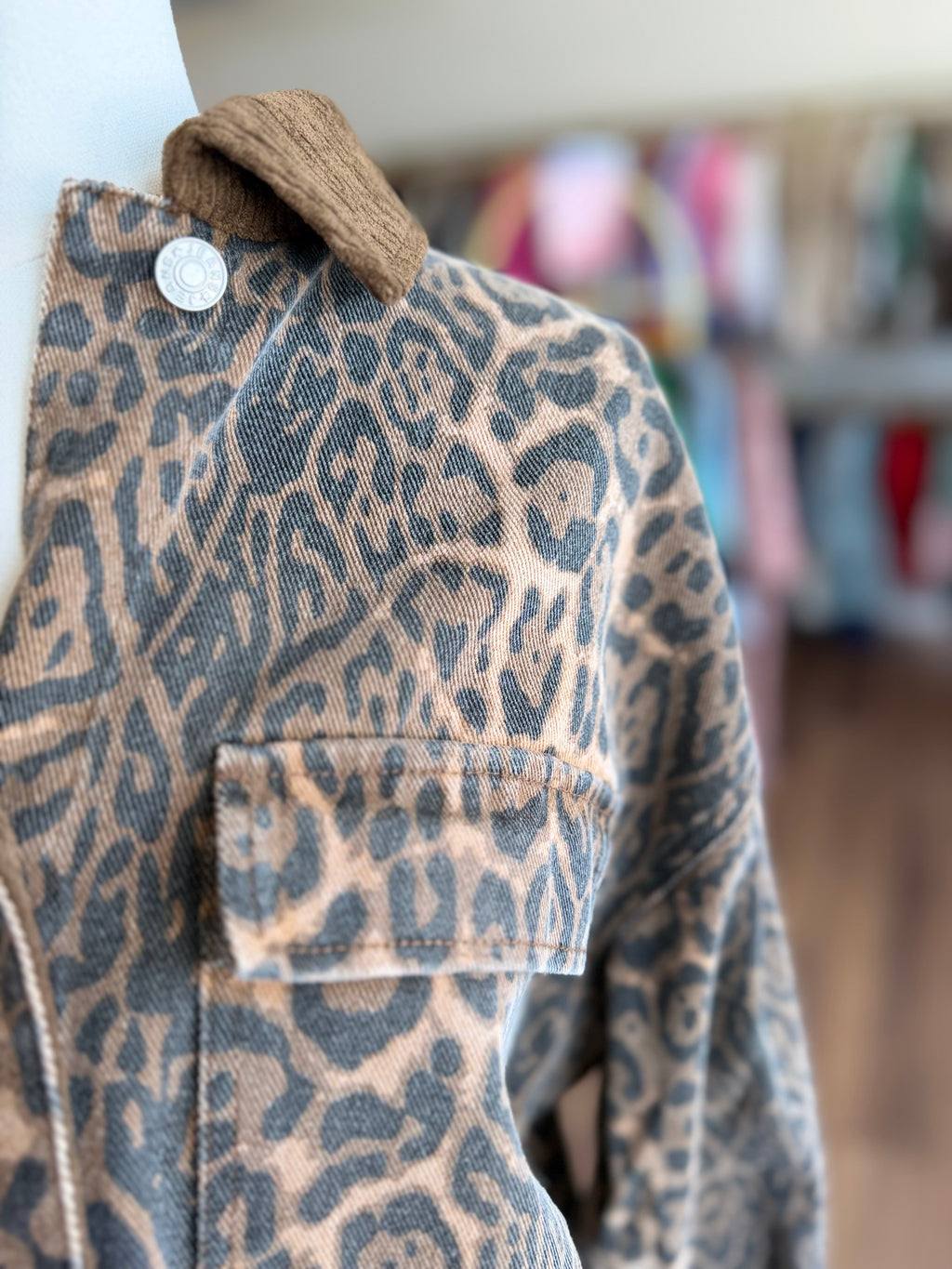 Leopard Print Jacket with Pockets