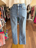 Jeanne Roam Place Jeans