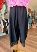 Black Cropped Lace Trim Balloon Pants
