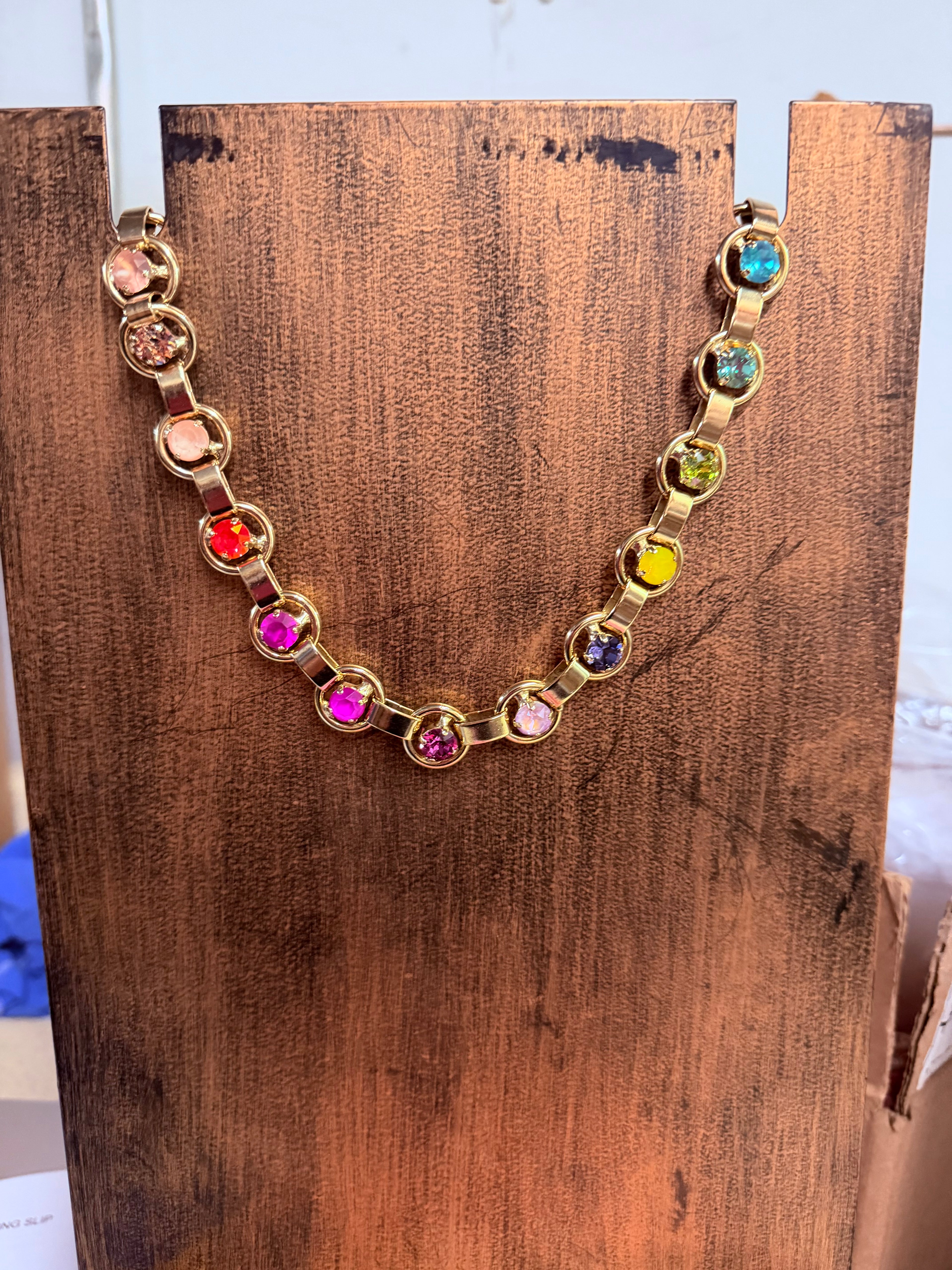 TOVA link necklace in candy crush