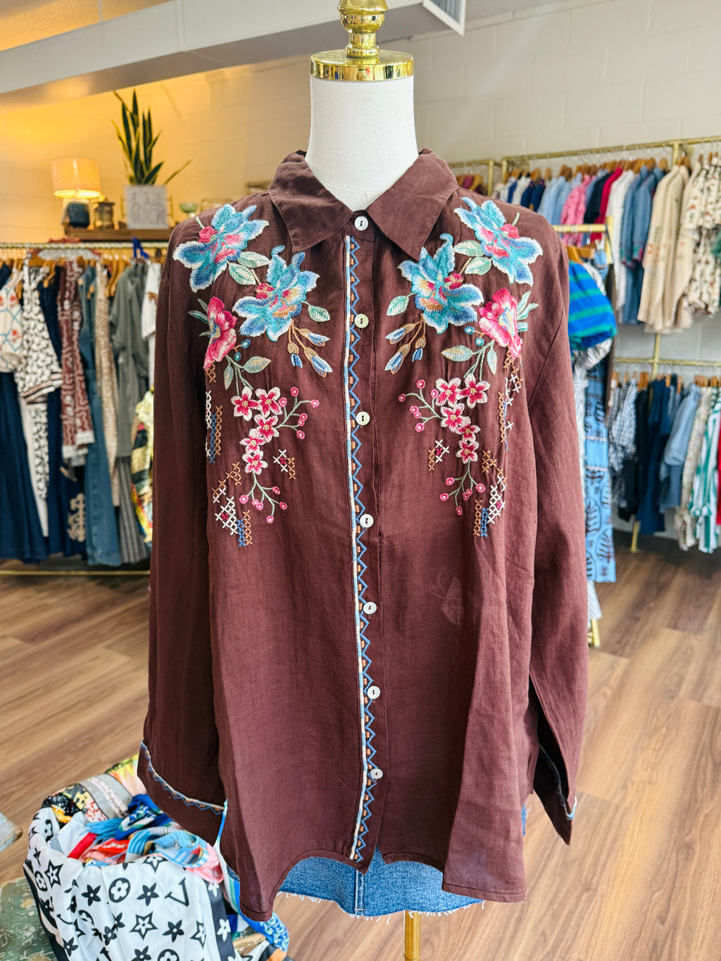Bitter Choco Contrast Binding Shirt