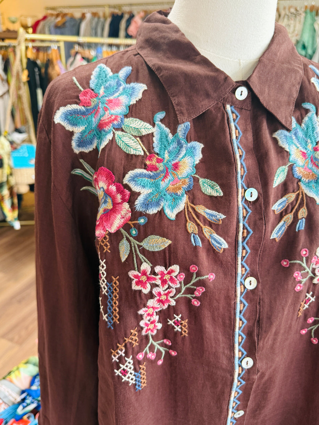 Bitter Choco Contrast Binding Shirt